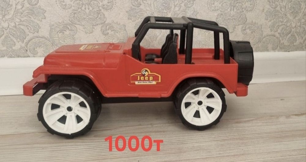 Продам игрушки для мальчика