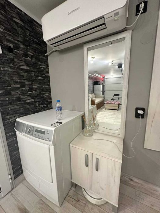 Продава се Едностаен апартамент в Пловдив, Център - 26 кв.м за 2077 €/кв.м - Снимка #11