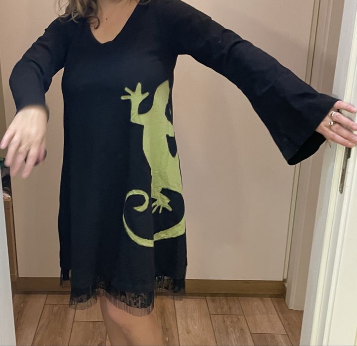 Дамска рокля със саламандър