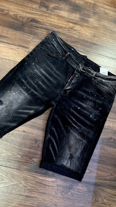 Blugi Dsqared2  marimea 44