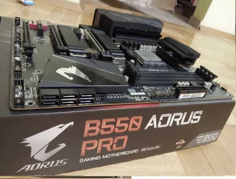 AMD Ryzen 5 5600 + Gigabyte B550 Aorus Pro