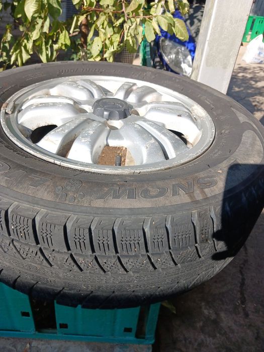 Запчасти шины бу легковые