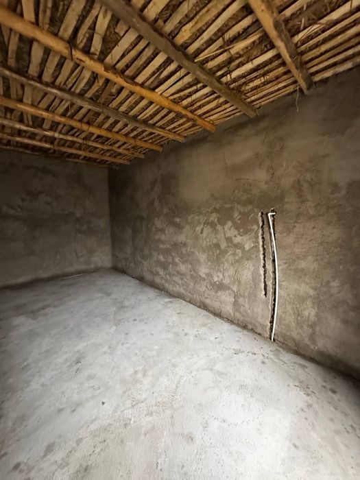 Qarshidan uy sotiladi