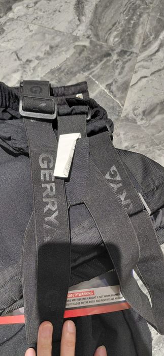 Комбинезон тёплый. Фирмы Gerry. Из Америки на 14-16 лет