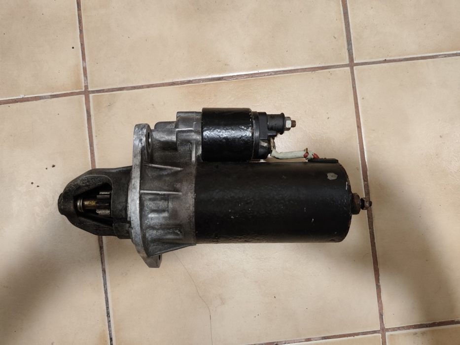 Vând electromotor VW T3 1.6 diesel