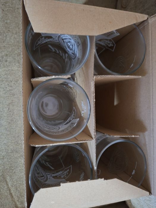 Пивные стаканы Bud