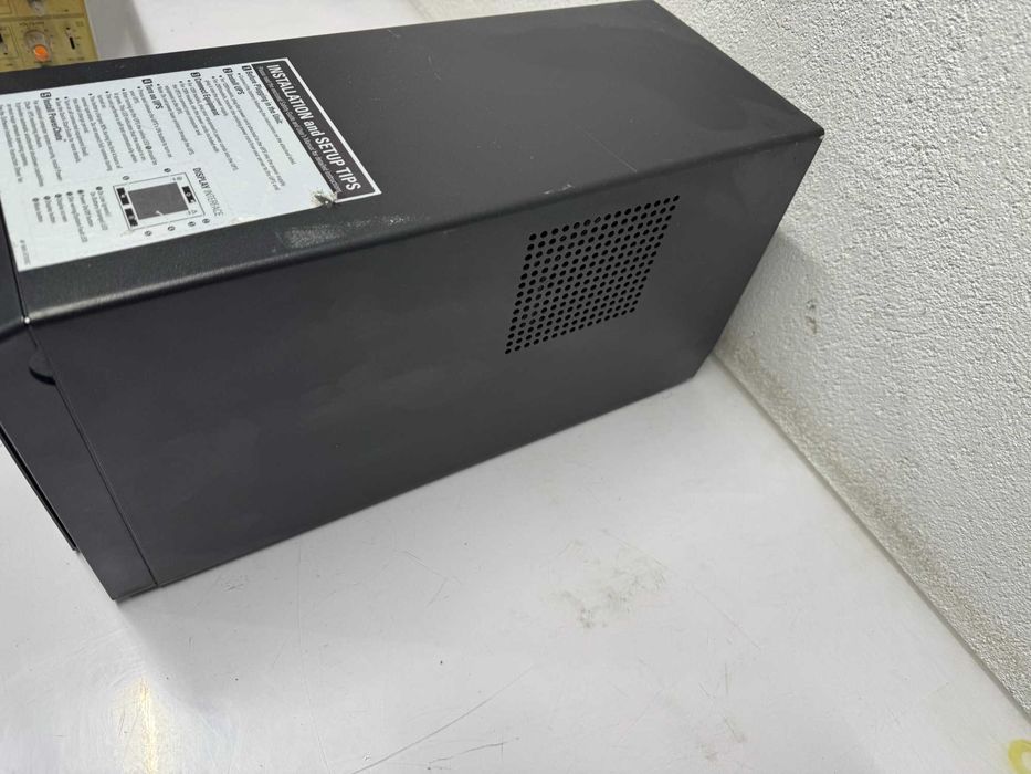 UPS Устройство - UPS APC Smart-UPS C 1000