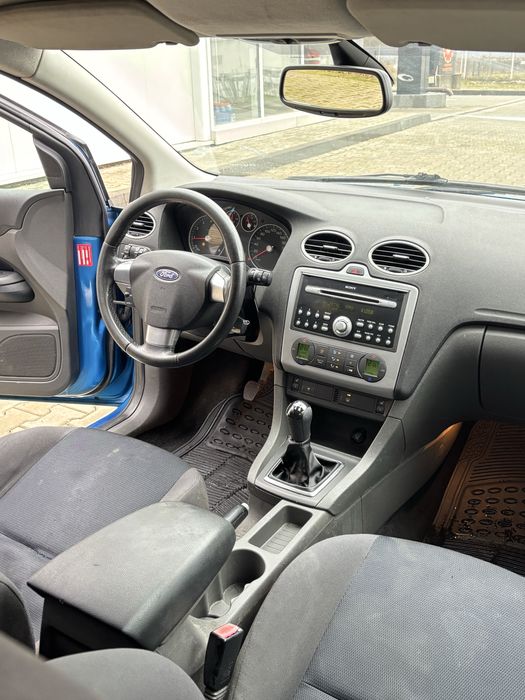 Ford focus 1.6 benzina