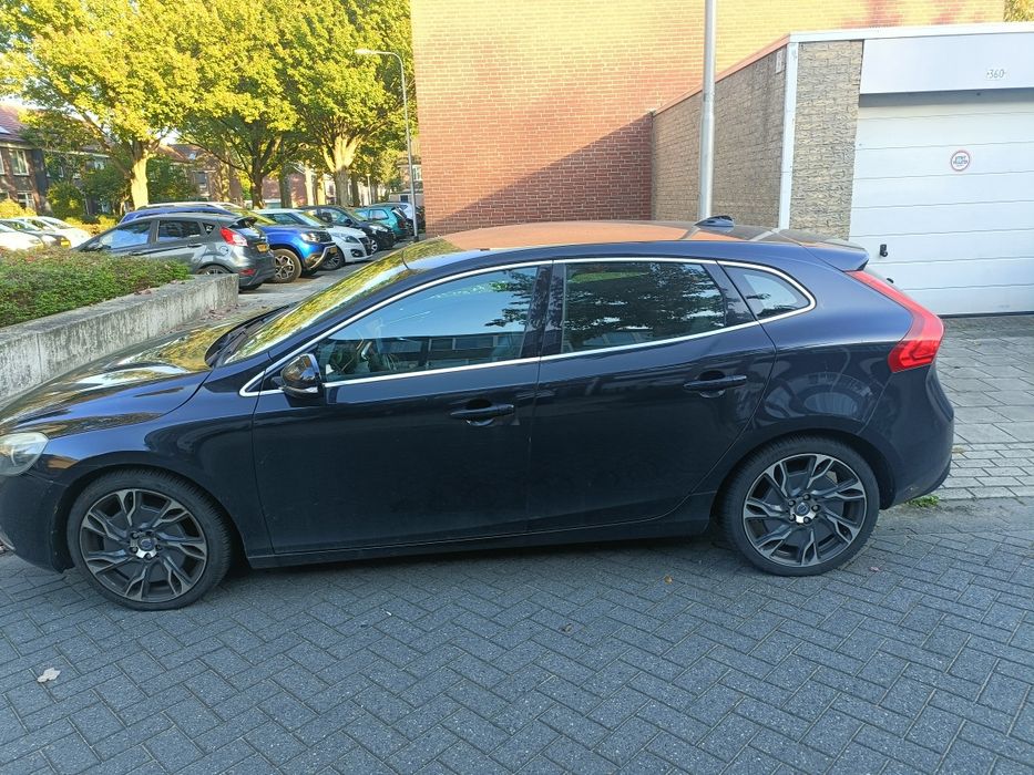 Volvo V40 din 2014
