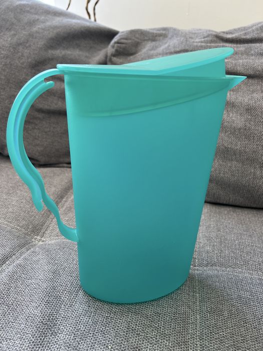 Carafa apa sau lapte tupperware