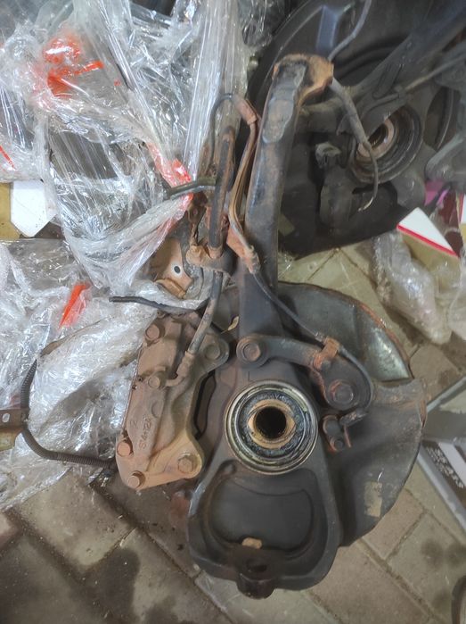 Цапфа левая и правая TLC 100