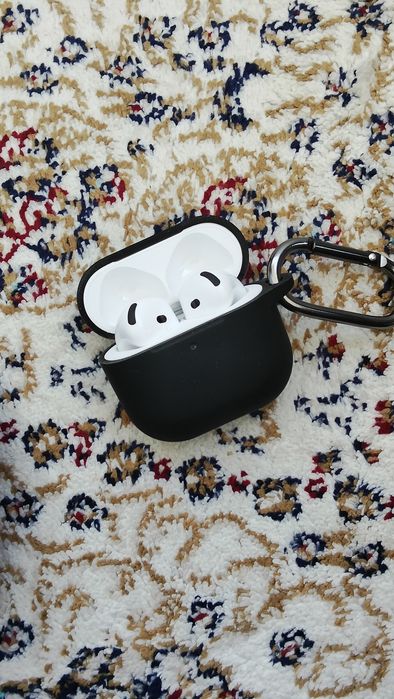 Наушник AirPods 4