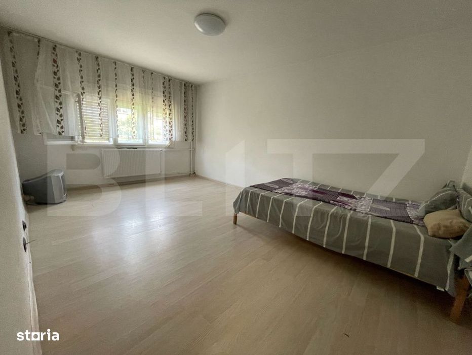 Apartament 3 camere de inchiriat, 76 mp, zona Rogerius