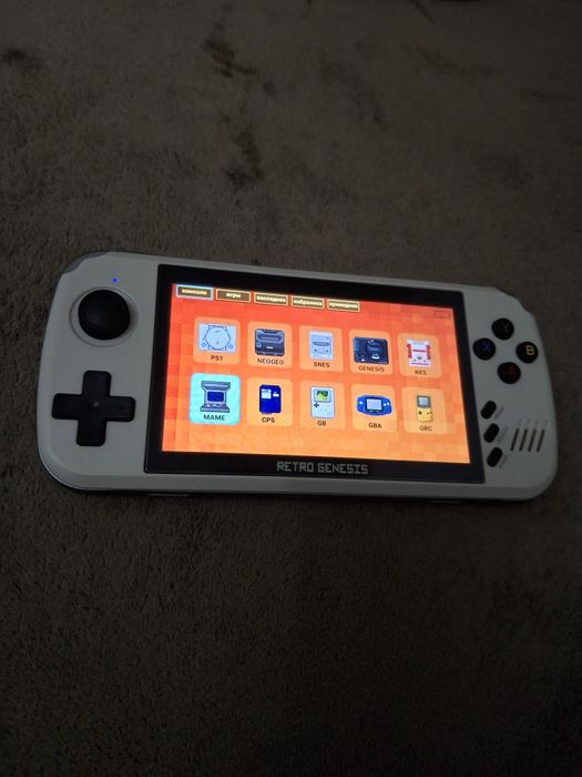 Карманная консоль