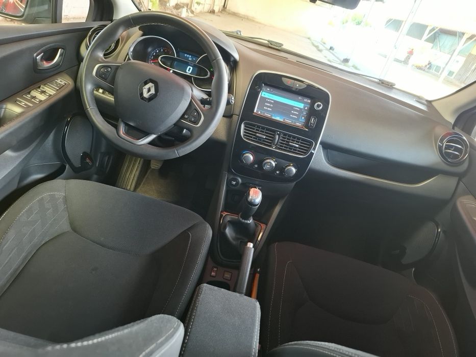 Renault Clio Limited