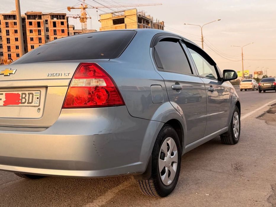 Nexia3 mexanika sotiladi