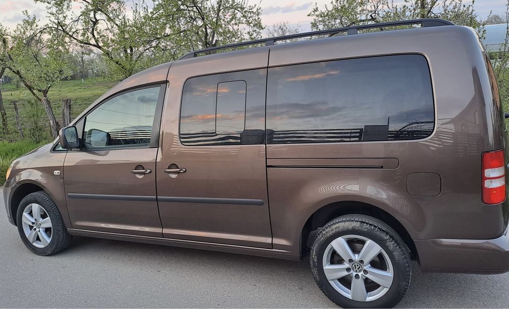 VOLKSWAGEN Caddy 2011 — imagine 3