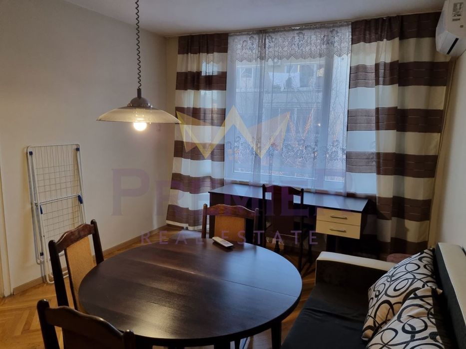 Дава се под наем Двустаен апартамент в Варна, Център - 67 кв.м за 357 € - Снимка #1