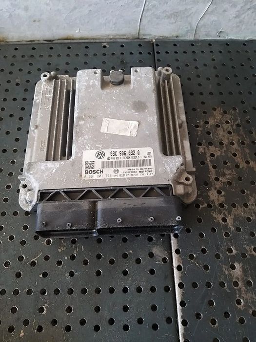 Ecu calculator motor 1.4 tsi vw golf 5 1k 03c906032q 03c906032c 0261201768
