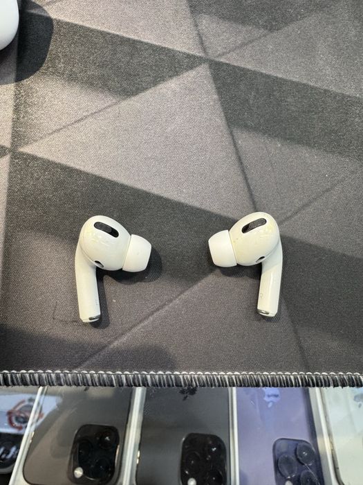 Airpods pro Lighting