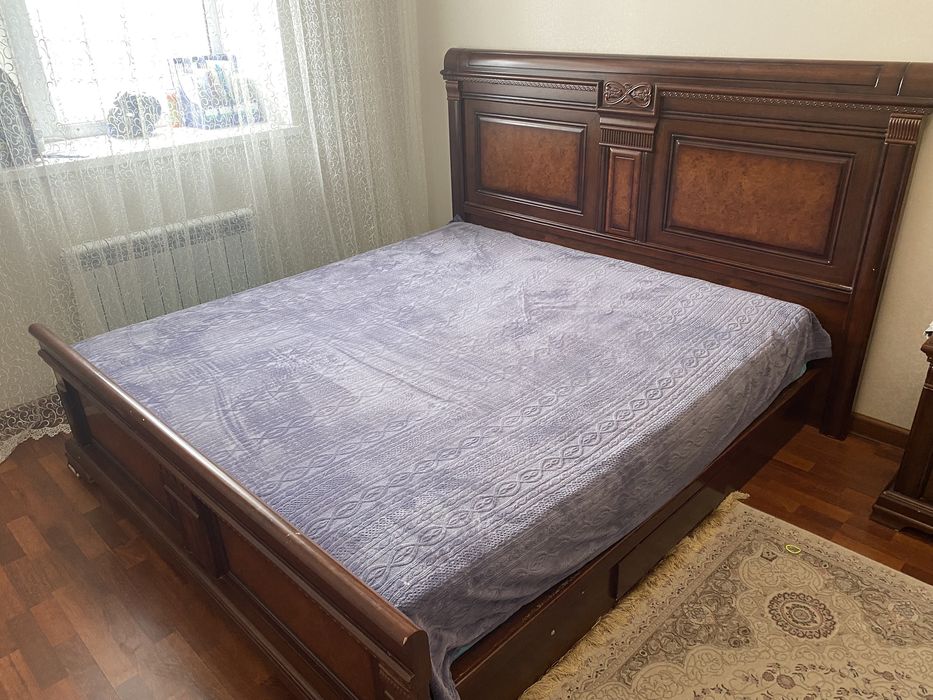 Кровать двухспальная