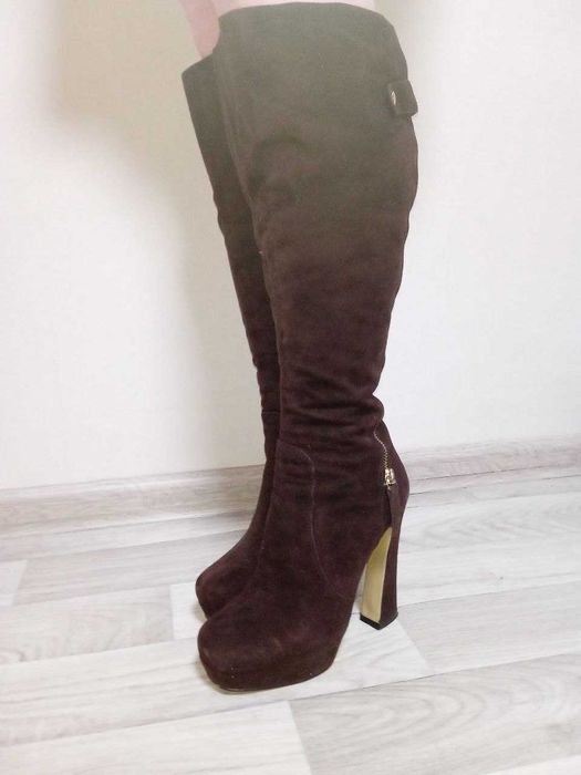 Cапоги замшевые.