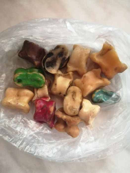 Игрушки киндеры и мослы