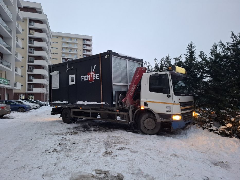 Transport - camion cu macara