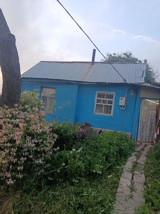 Продаётся дача в широкой щели
