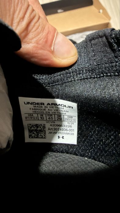 Under armour hovr phantom 2 intlknt marimea 45 noi nepurtati.