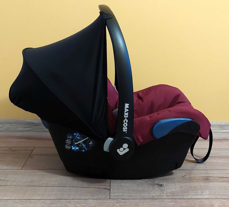 Столче за кола Maxi-Cosi  + адаптери + Детска количка Maxi-Cosi Zelia 2