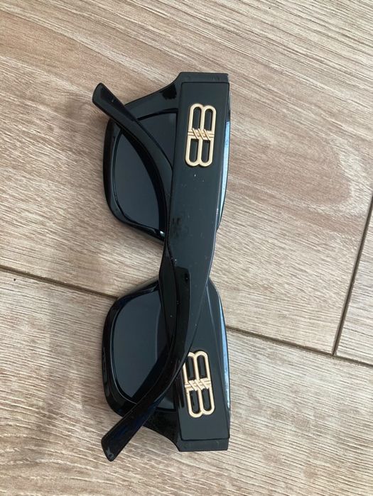 Ochelari de soare Balenciaga