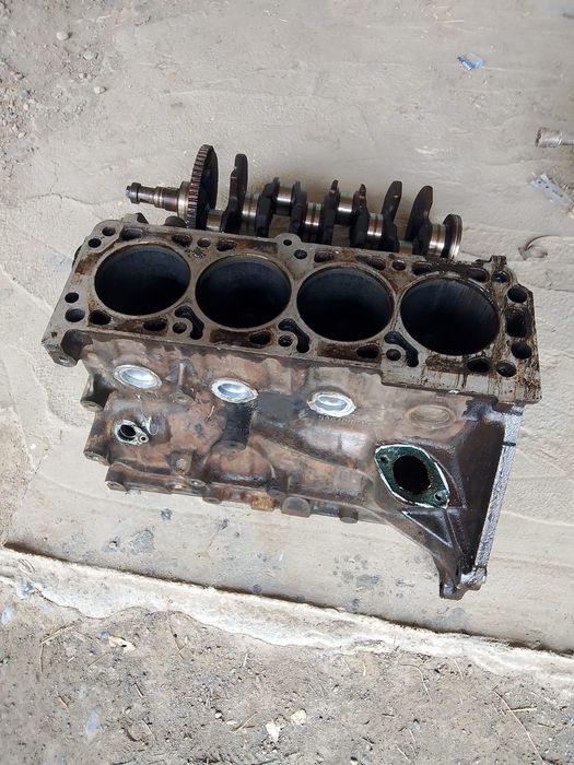 Головка и вал на Opel Vectra 1,8 объём