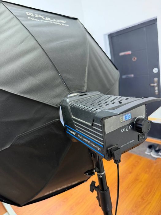 Студийный свет PULUZ 150W LED Video Light + Софтбокс + Стойка