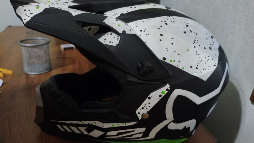 Эндуро шлем фокс в2