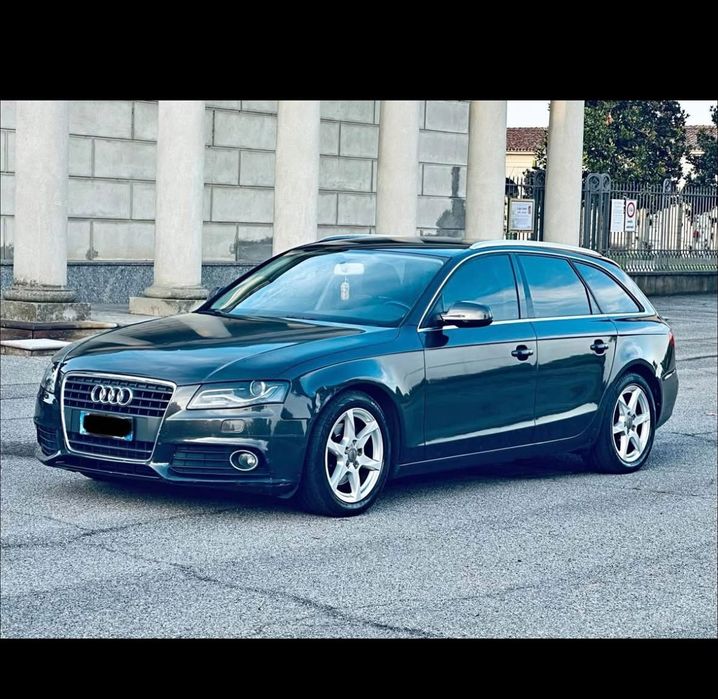 Vand audi a4 2012