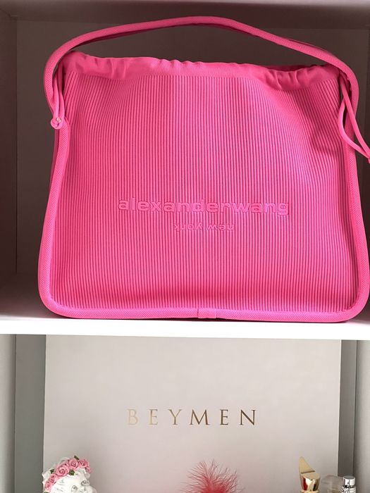 Продам сумку от Alexander Wang