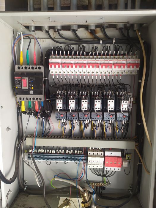 Электрик, электромонтаж , электромонтёр.