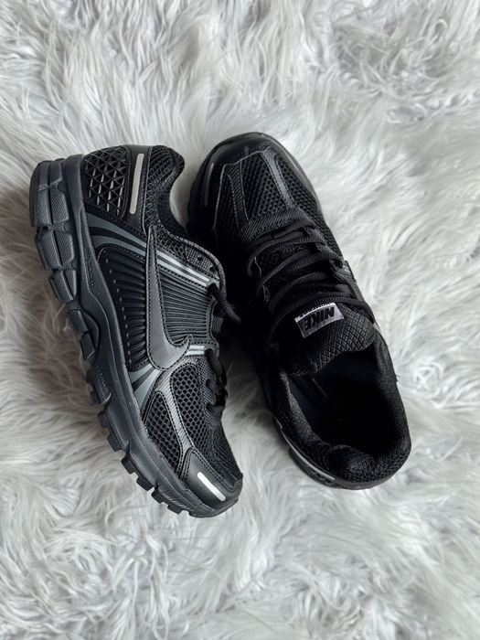 Nike vomero 5 negri