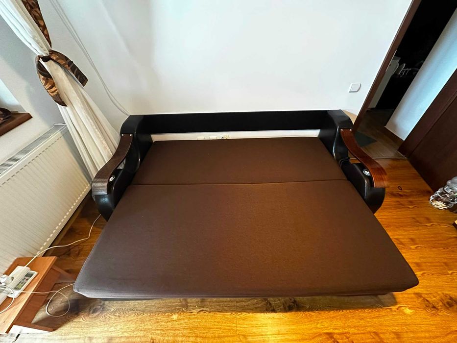 Canapea extensibilă 3 locuri, 220 cm, cu ladă și 3 perne