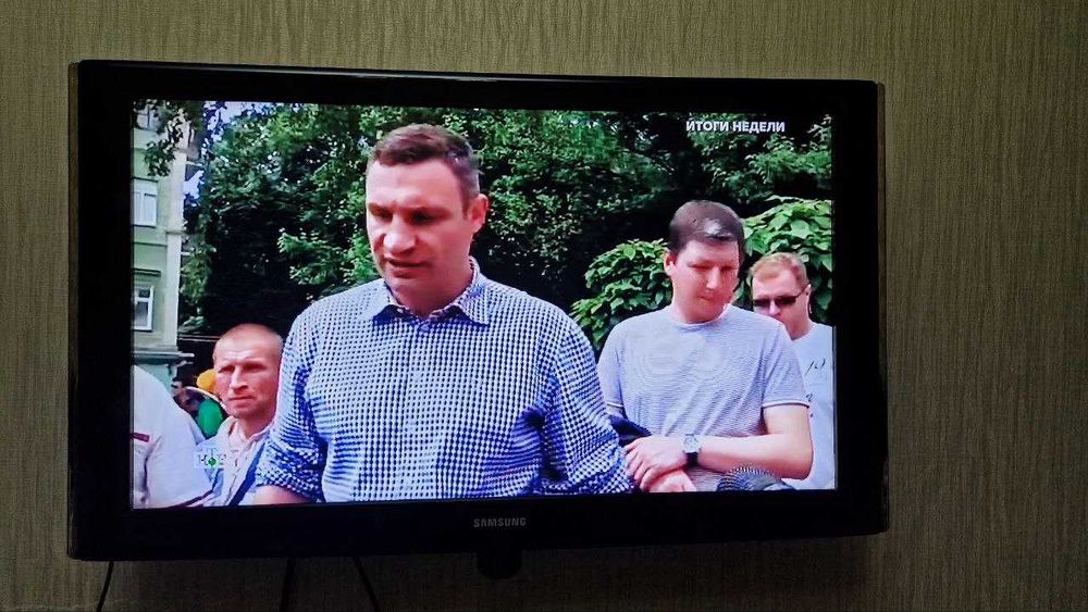 Продам телевизор Samsung