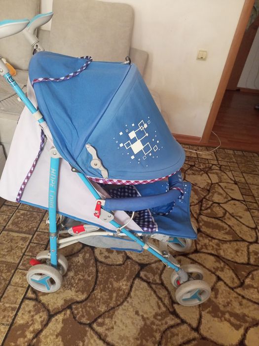 Продам коляску трость