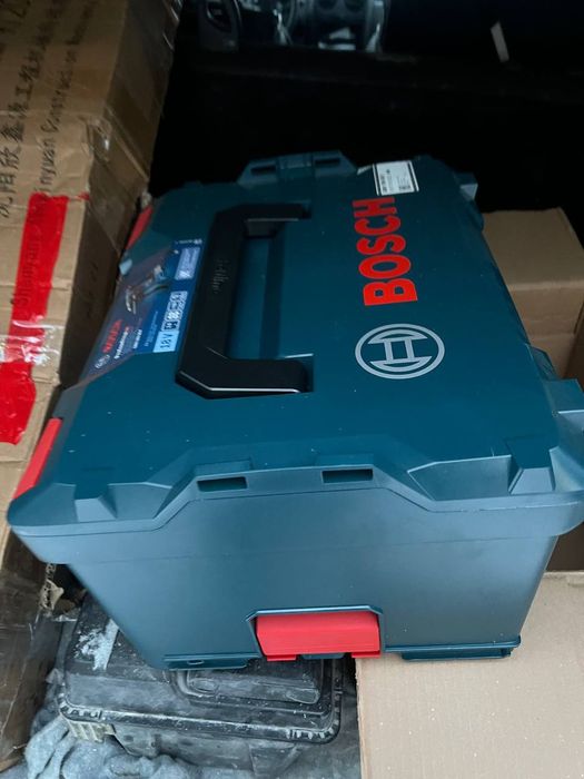 Перфоратор Bosch GBH 18v26f с быстросъёмный патроном.