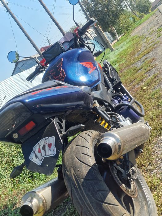 Продам Honda vtr 1000f