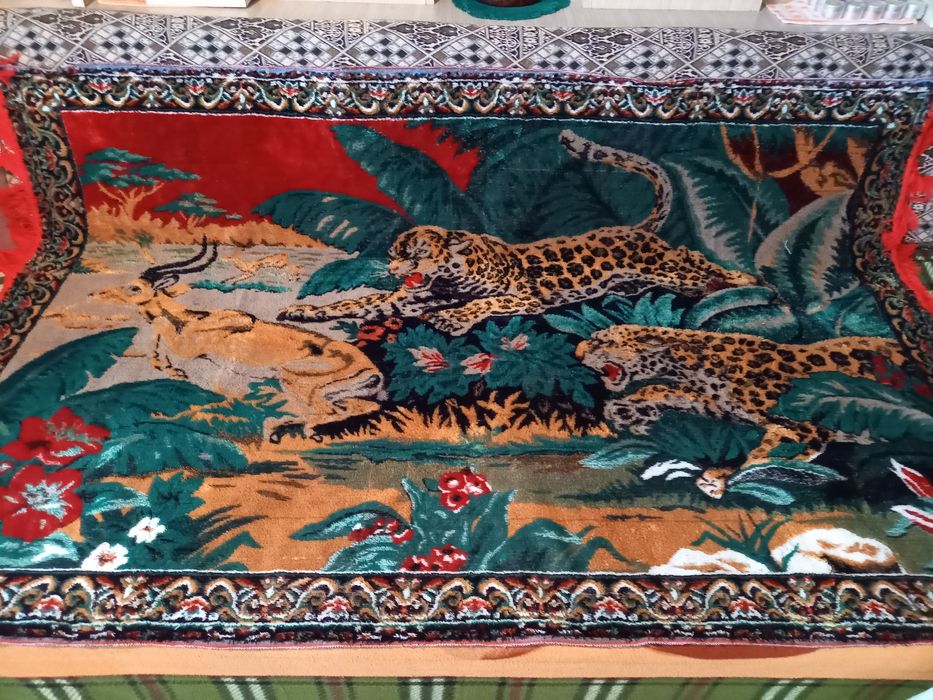 Vând Carpetă de Colecție Vitingi