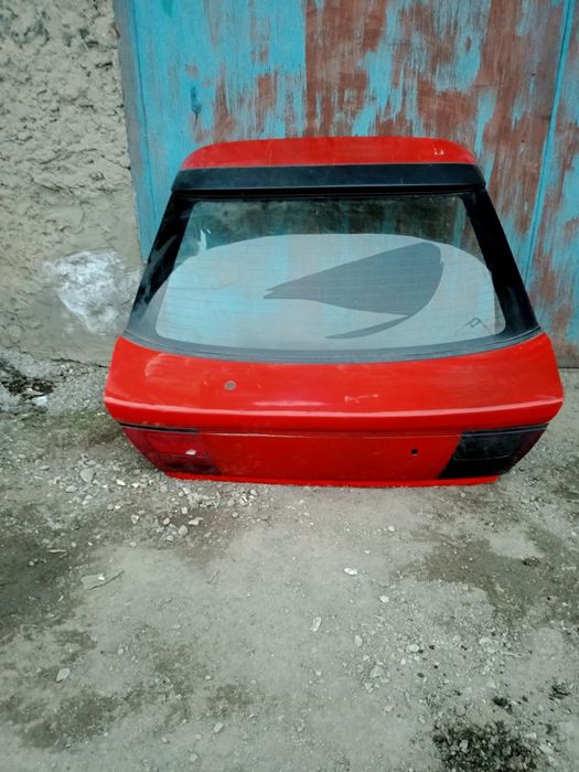 Продам багажник Mazda 323