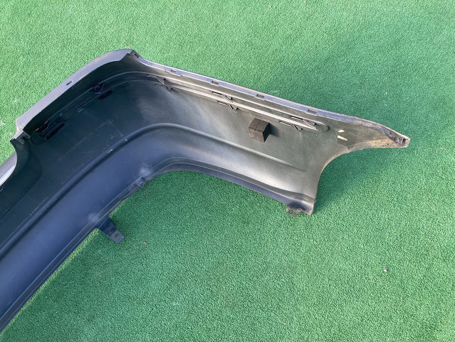 Задна броня за тойота авенсис седан/toyota avensis t25 03-08г