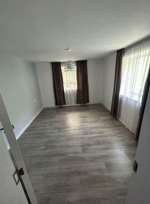 Дава се под наем Двустаен апартамент в Пловдив, Христо Смирненски - 45 кв.м за 307 € - Снимка #3