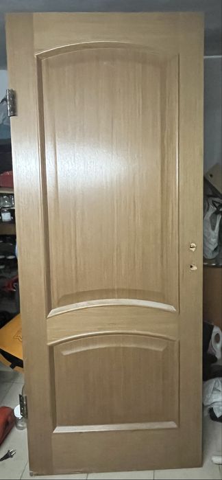 Продам межкомнатные двери
