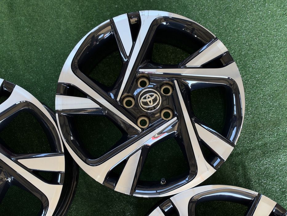 4бр. КАТО НОВИ 18” ОРИГИНАЛНИ Джанти 5х114.3 за -TOYOTA/LEXUS/SUZUKI- 7.0Jx18H2, ET50